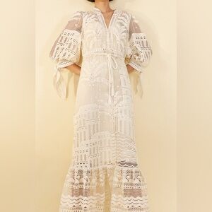 Farm Rio off-white Morada Boa Guipure Dress - NWT - size M